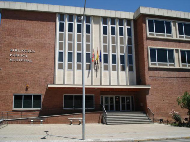 Mujeres y sociedad rural: entre la inercia y la ruptura. Exposición en la Casa de la Cultura