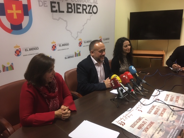 Las Jornadas Gastronómicas salen a la calle con un showcooking en la Plaza del Ayuntamiento de Ponferrada 3