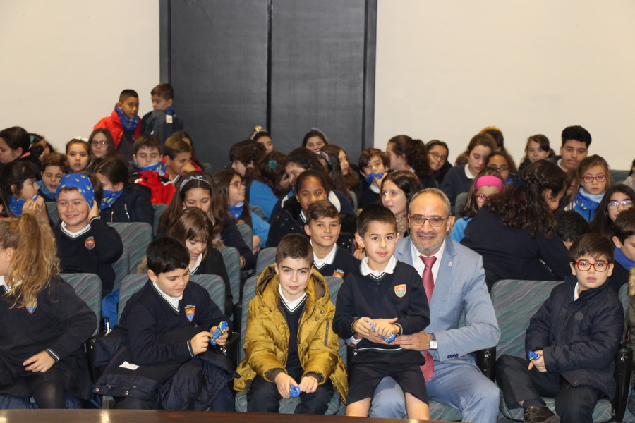 Los niños de Ponferrada visitan el Ayuntamiento con motivo del Día de la Constitución Española 2