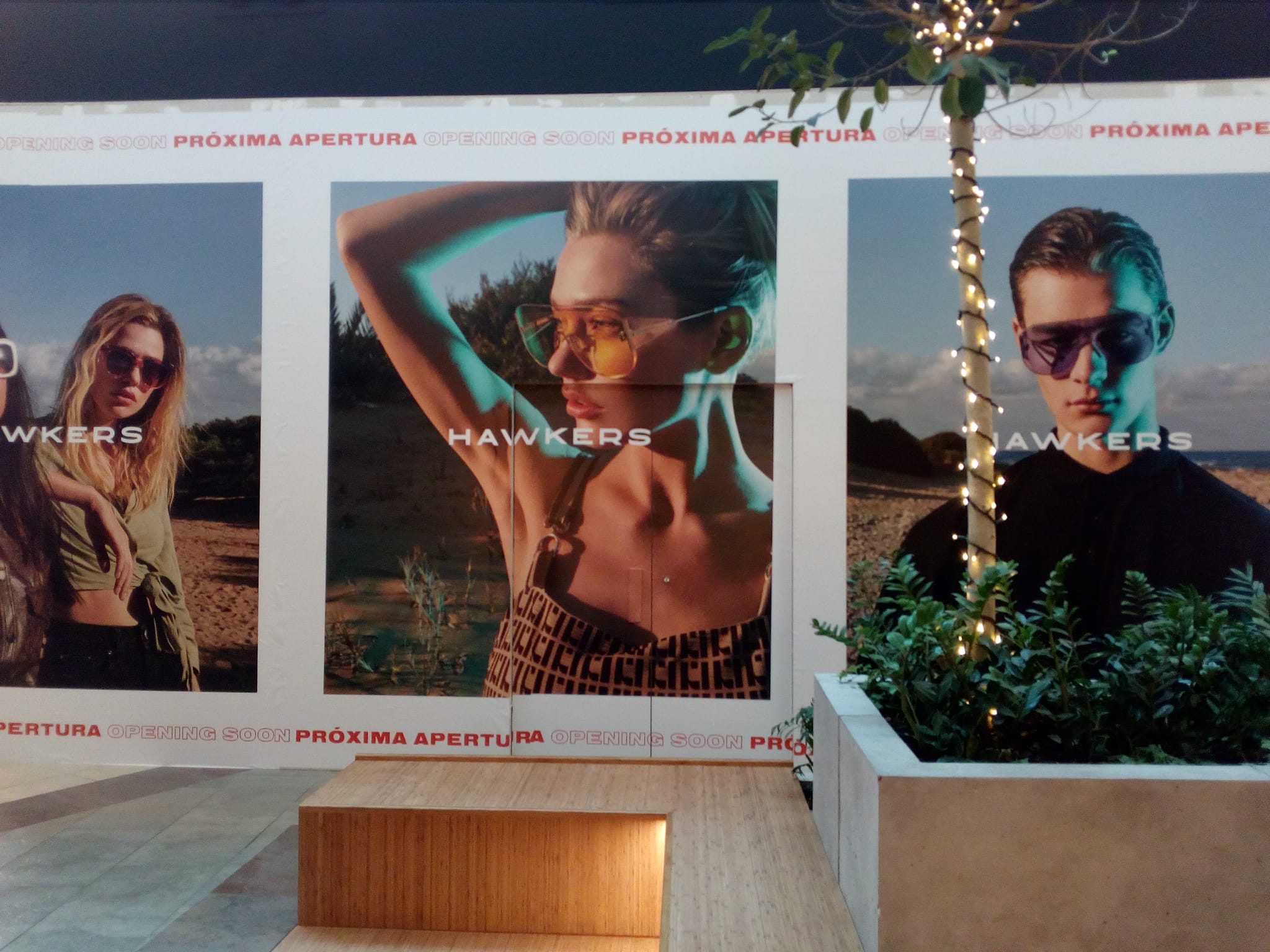 La marca de gafas Hawkers desembarca en el Centro Comercial El Rosal 2