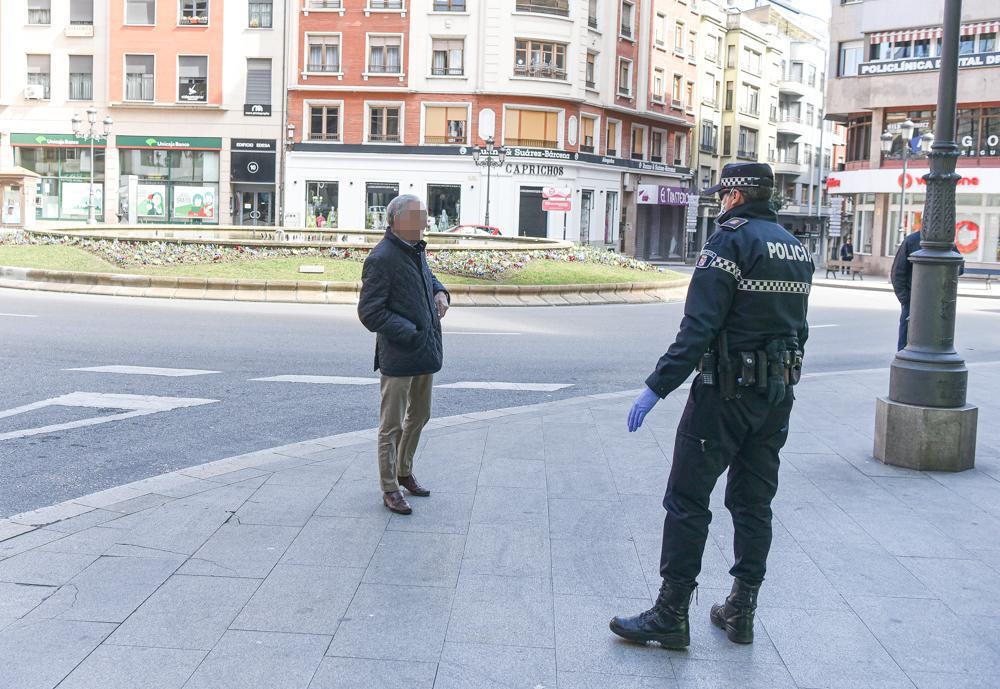 La Policia Municipal de Ponferrada insiste en que se sigue encontrando personas que desoyen las indicaciones del Estado de Alarma 5